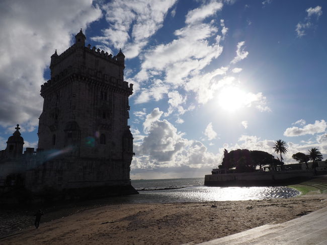 　発見のモニュメントからベレンの塔まで、歩いても歩いても近づきません。目の前に見えていても、この間がずいぶん離れています。