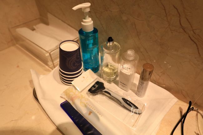 シャワールームのアメニティ。なかなか良いモノを使っているようです