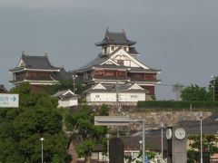 町のどこからでも見える「福知山城」～、

丹波の国・福知山は亀岡と並んで”明智光秀”のシンボルなんですね！。

お城の在る風景って憧れます！。