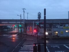 ２日目、起きるとあいにく雨が降っていました。