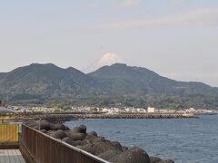 東京の人間にとっては富士山をあまりこちら側から見ることはないので新鮮。