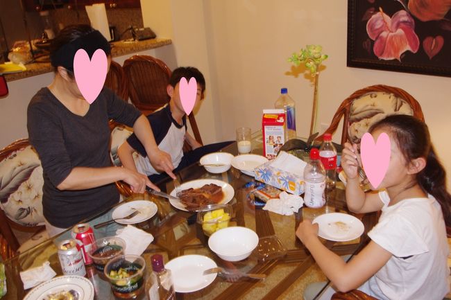 夕食はやはりvillaで。。今から考えると、この日は3食とも部屋での食事でした。。やはり居心地が良いからかと。。後から気づく小生でした。。<br />明日は、初めて地ヒロへの訪問をします。その後、恋い焦がれたビーチ、カハルウビーチパークでホヌとの再会、夜はマンタツアーへの参加と、てんこ盛りです。。乞うご期待??