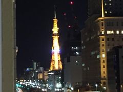 本日は終了。

今日のホテルは『ホテルモントレ札幌』
部屋の窓から辛うじてテレビ塔のライトアップがみえました。
