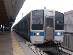 2017.05.10　上熊本
久しぶりの４１５系ステンレスに揺られ、１駅乗って上熊本。