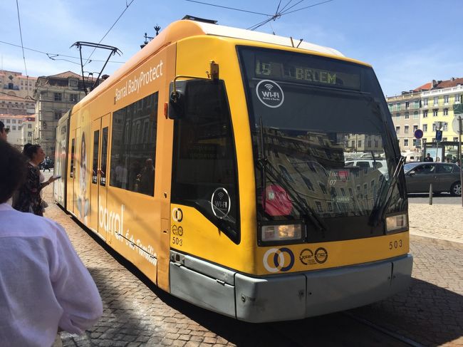 15番は新しい車両です。