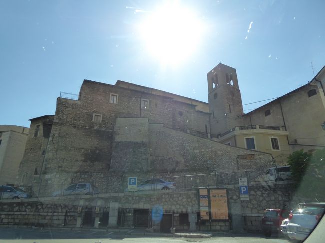 チェラーノ城（ピッコロミニ城）♪