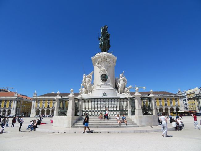 コメルシオ広場。<br />