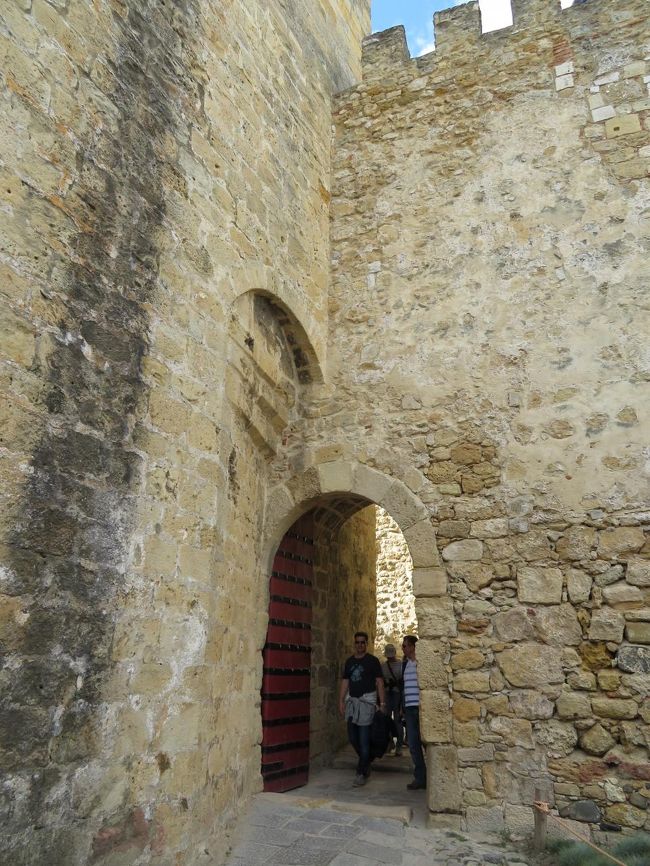 日本語のパンフレットを貰ったのですが、写真の場所が特定できないので説明文を転記できません。<br />悪しからず。