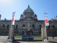 Belfast City Hall（市庁舎・シティーホール）

ベルファストのランドマークであるシティーホール。
1888年、ヴィクトリア女王の時代に建てられたものです。