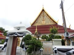 ワット・チャナ・ソンクラーム

時間があれば見学していきたいところですが。。