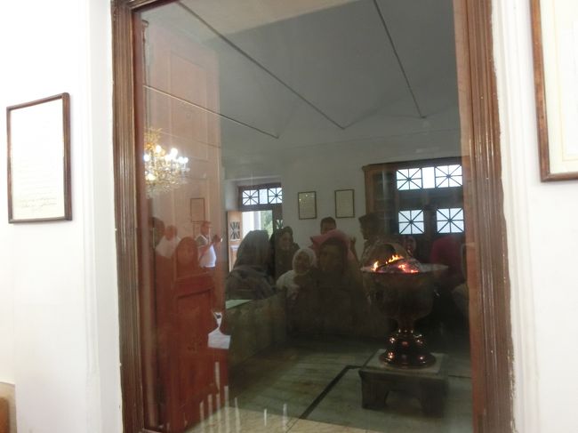 ゾロアスター教は、火を神聖なものとしています。<br />その火が、炎が消えることなく燃え続けているのが博物館内で見学できます。