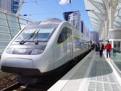 快適な特急列車、アルファ・ペンデュラールでほぼ時間通りにリスボンに到着。　