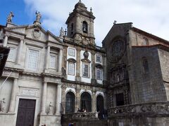 続いて、サン・フランシスコ教会見学。

見学料は併設の美術館入館料も含めて、一人4.5ユーロ（約\550）
シニア割なし！