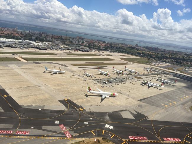 リスボン空港。