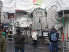 本家本元の小僧のところに到着！ 周りの壁ががっつり工事中。。