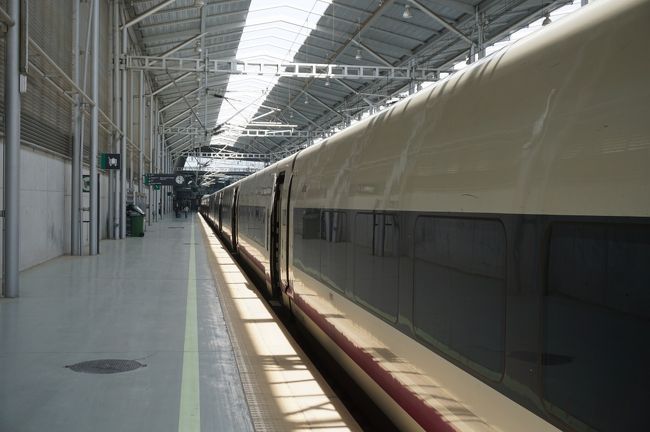 随分長い編成です。