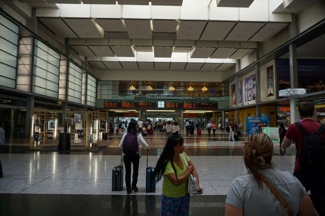 マラガ駅のコンコース