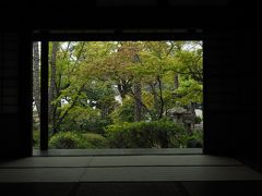 本館と分館の間にある新渓園。
大原家の別宅の庭だった日本庭園です。

こちらは室内撮影可でした。

