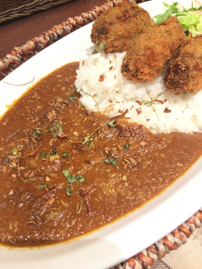 夕食は迷ったけど名古屋飯はたくさんだと思っているんで適当に洋食。神カレーとか何とか。塩辛くて参った...