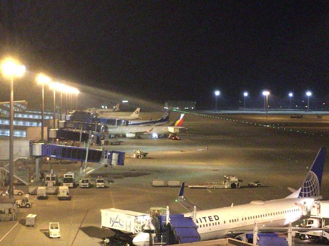 デッキでパチリ。ＵＮＩＴＥＤなんて出てるんだ