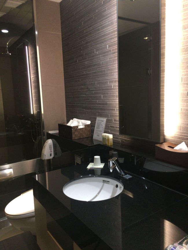 待ちが多いらしく２０分でお願いしますということで、２０分で軽くシャワーのみ。この後、ＮＨ８８５搭乗までまったりしました。ＩＮＴ編に続く