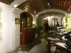 Hang Manh St.

今夜もベトナム料理のレストラン