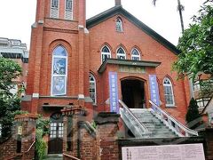【淡水礼拝堂】

教師のマッカイさんが、1800年代後半に建てた台湾初のキリスト教の教会(建物は1933年に再建)