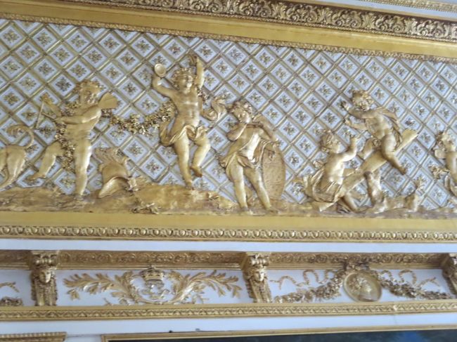 ＃黄金の彫刻<br />＃壁