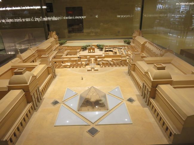 ＃ルーブル美術館とガーゼル凱旋門　：模型