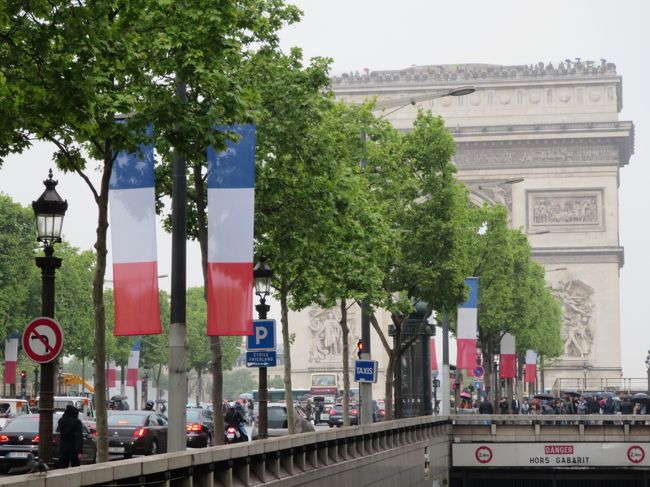 ＃シャンゼリゼ通りとエトワール凱旋門