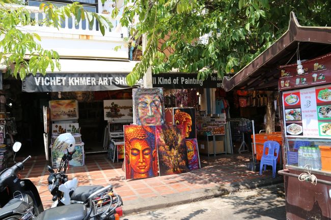 ホントは2日半のチャーターはオールドマーケットの案内の後にホテルまで送ってもついてたのですが、買い物しないし・・・ <br />ガイドさん、メチャクチャいい人だったけど、マーケットの案内までは、ノーサンキューって、感じだったので、オールドタウンで解散して頂きました。 <br />ホント、2日半お世話になりましたm(__)m 