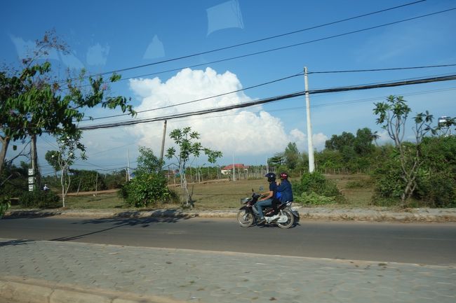 今回お世話になったSTWさんのお迎えで空港に向かいます