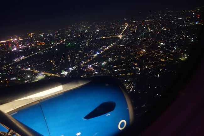 シェリムアップから、プノンペンはあっという間に到着です。 