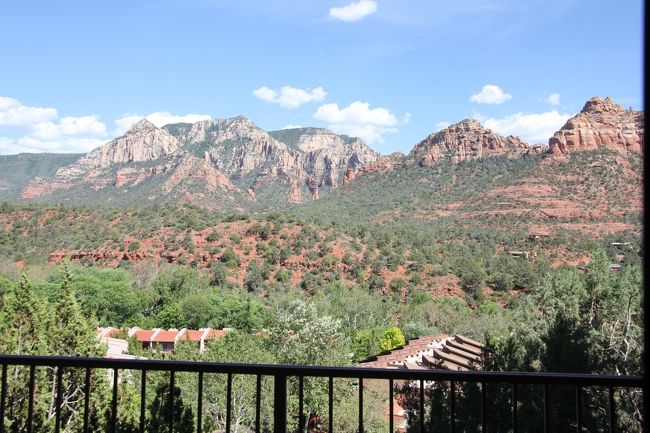 ベランダからは圧巻の景色。