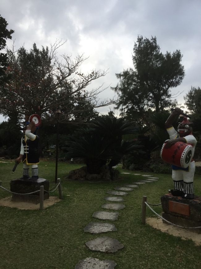 ホテル内は広くて リゾート感満載で 落ち着く。<br />部屋も キレイで コテージタイプなので 特別感。<br />  敷地内の移動はけっこうあるけど それもまた 楽しい。雨は カサ貸してくれました。<br />  コインランドリーもあり コンビニもあり<br />レストランも いくつかあり。<br />  お土産屋も あり。<br /> ここだけで 満足。