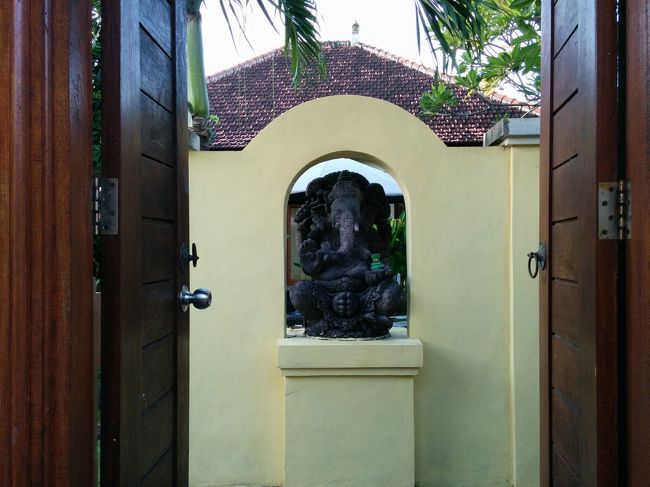 ガネーシャがお迎え。