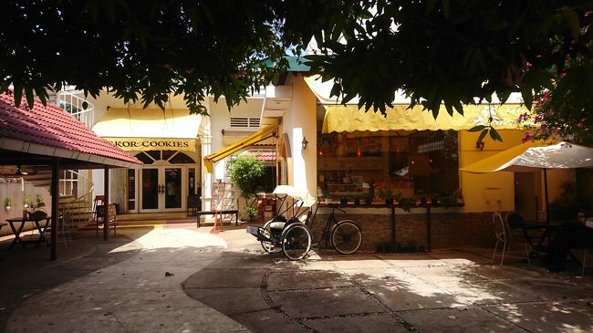 マダムサチコのアンコールクッキー<br /><br />カンボジアで先生をされていた方が、カンボジアの食材にこだわり、カンボジアの良さを伝えていこうと、設立された会社だそうです。<br /><br />カンボジアの人たちの雇用創出にも繋がっているとのこと。<br /><br />とっても美味しかったです。