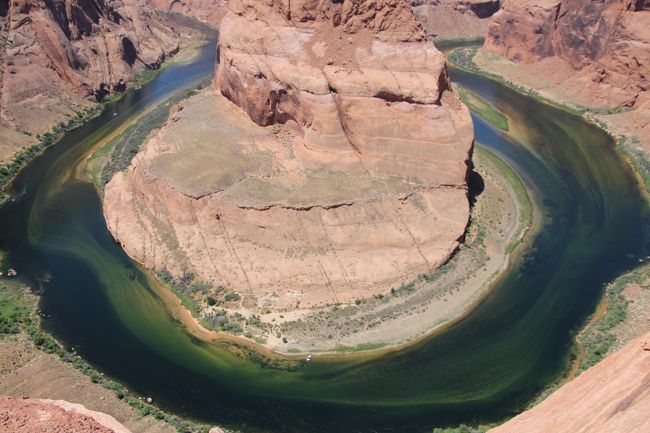 アマンギリから30分でホースシューベントに到着しました。<br />パーキングからビューポイントまでは片道徒歩15分。<br />水を忘れずに！