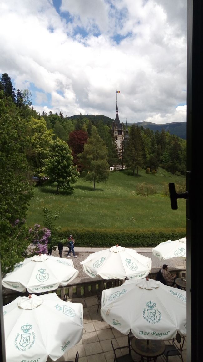 マイベッドルームからの眺め！最高です。<br />5日間！夕日・ライトアップ・朝焼けの景色が！<br />