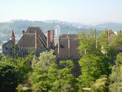 　塔から見たブラガンサ公爵館（Paco dos Duques de Braganca）