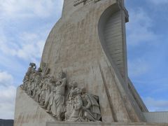 次いで発見のモニュメント
padrao dos descobrimentos
がありました。
大航海時代に先駆けたポルトガルのエンリケ航海王子です。
スペインと競い、日本には1541年に来たそうです。
当時の帆船でしょうか？
ユニークな記念碑です。
