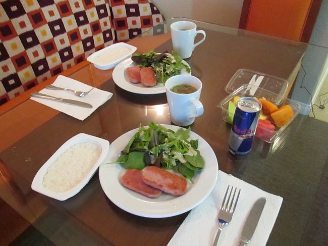 8日目<br />朝は部屋で簡単に済まします。