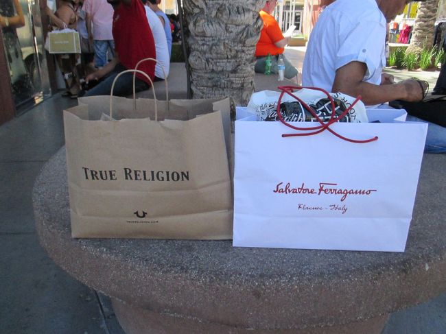 Gパン、Tシャツ、ポロシャツなどなど。<br />お得な値段に大満足。<br />