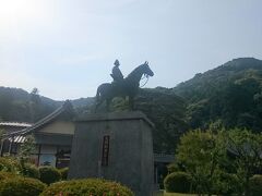 街中にこんな立派な寺があるのが山口の素晴らしいところ