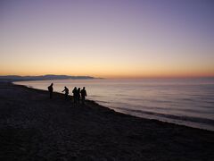 夕焼けの海岸線