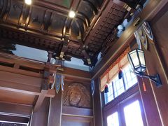 食堂棟は昭和5年建造。登録有形文化財、近代化産業遺産に指定されている。
1階にメインバー「ヴィクトリア」とグリル「ウイステリア」、2階にメインダイニングルーム「ザ・フジヤ」がある。