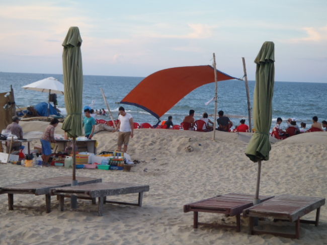 家族や友人達でグループを作り・・・