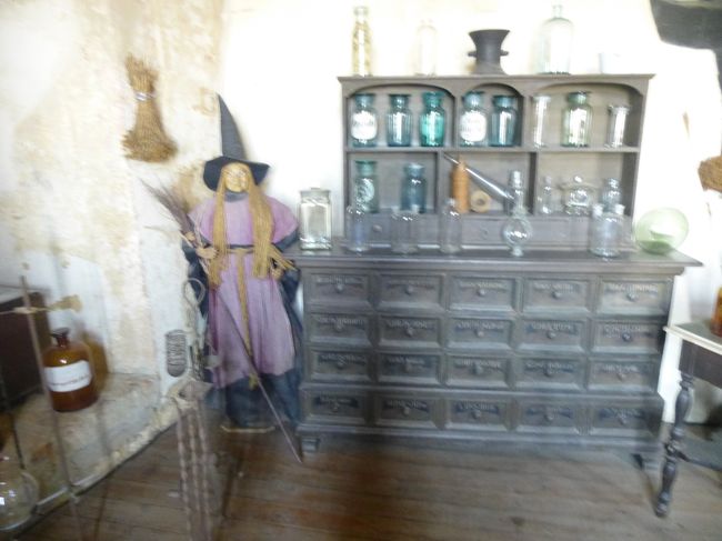 ドイツの秋 ビューディンゲン城の姉妹城 ロンネブルク城には孔雀がいた ヘッセン州 ドイツ の旅行記 ブログ By Jijidarumaさん フォートラベル ドイツの秋 ビューディンゲン城の姉妹城 ロンネブルク城には孔雀がいた ヘッセン州 ドイツ の旅行記 ブログ By Jijidarumaさん フォートラベル