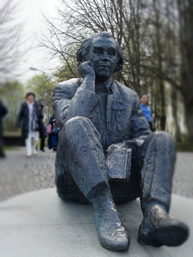 「歌の原」にやってきました