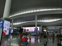 蘭州中川空港に到着。

この後飛行機で武漢に戻り、端午節シルクロードの旅は終わった。

閲覧いただきありがとうございました！